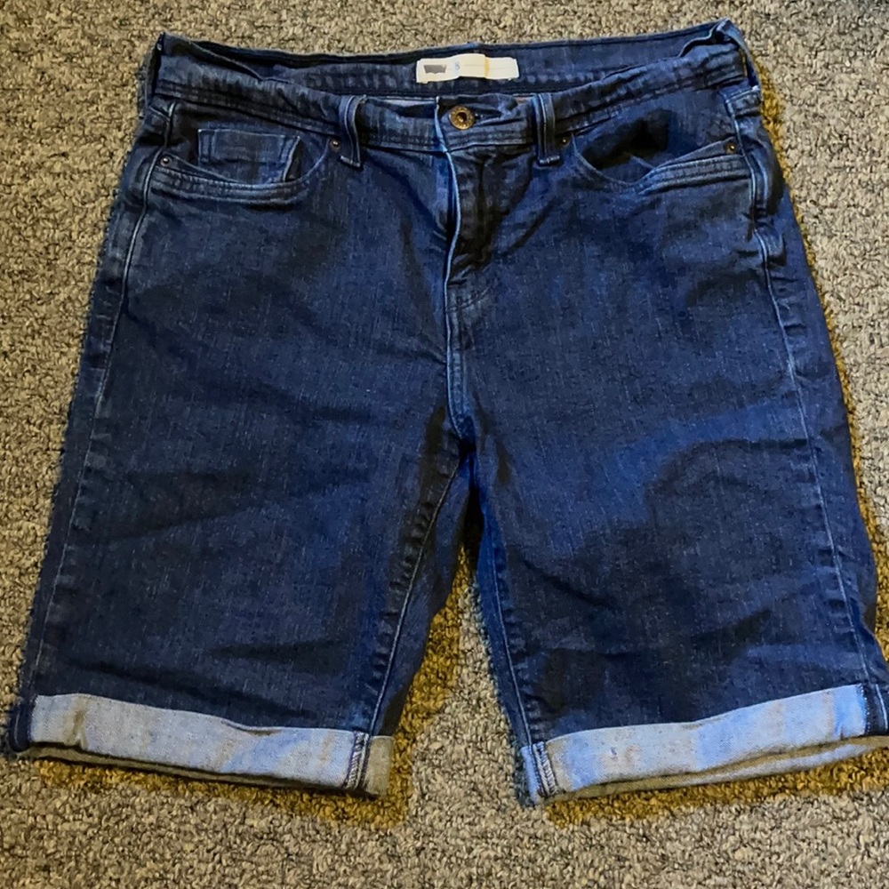 Levi’s shorts